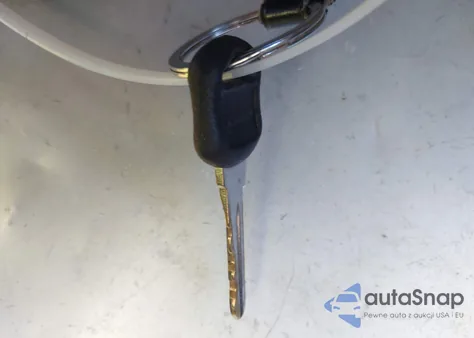 2003 Chevrolet Silverado 1500 z USA, uszkodzony, nr VIN 1GCEC14X73Z137608